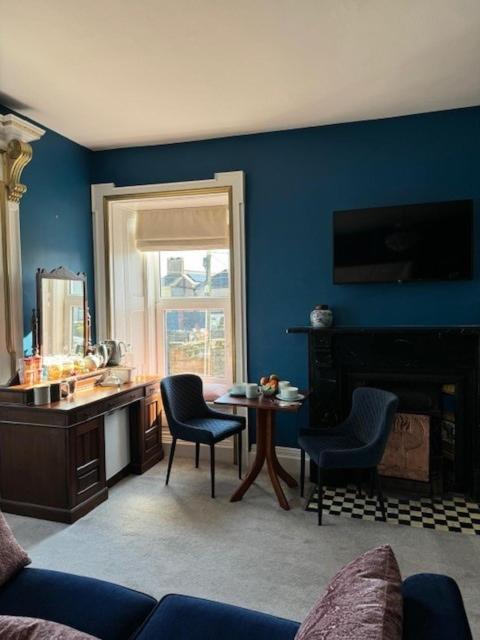 Abbey View House Hotel Йол Екстериор снимка