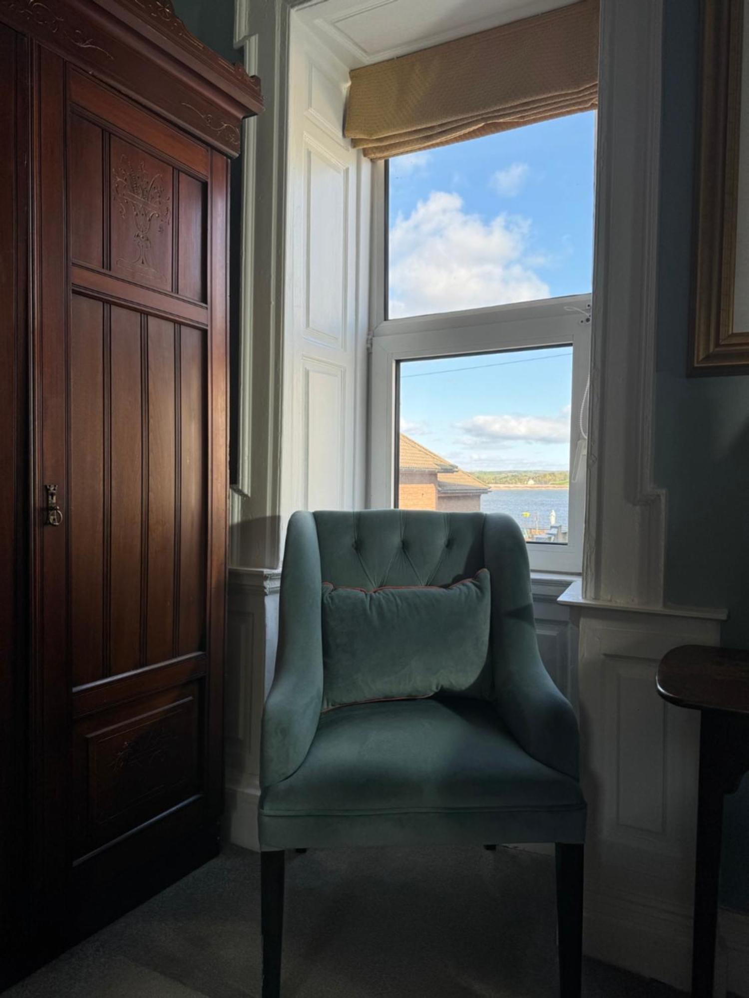 Abbey View House Hotel Йол Екстериор снимка