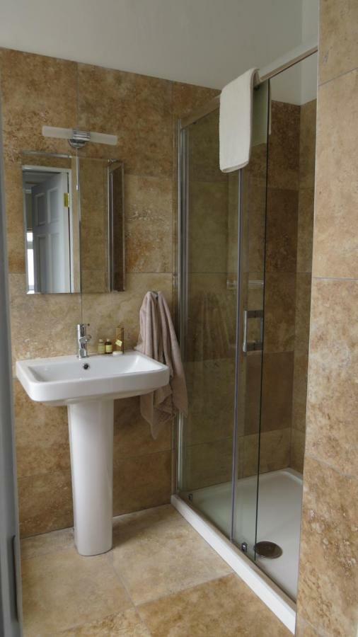 Abbey View House Hotel Йол Екстериор снимка