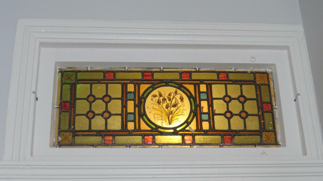 Abbey View House Hotel Йол Екстериор снимка