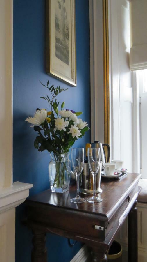 Abbey View House Hotel Йол Екстериор снимка